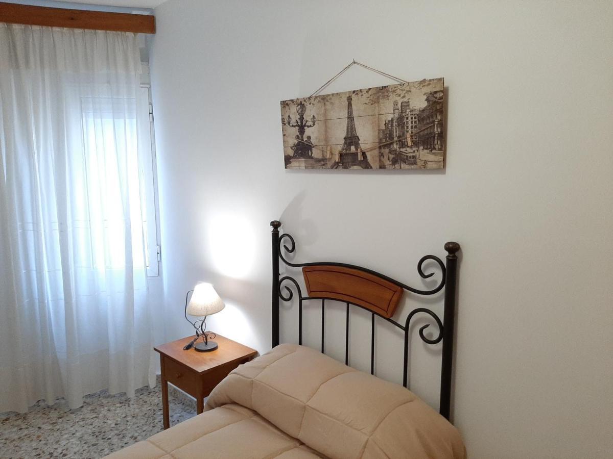 Alojamiento Dulce Hogar Lägenhet Cazorla Exteriör bild
